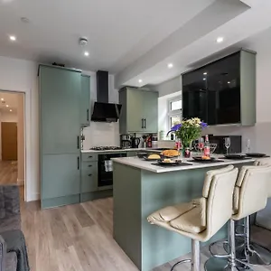 Luxury In Centre Cardiff